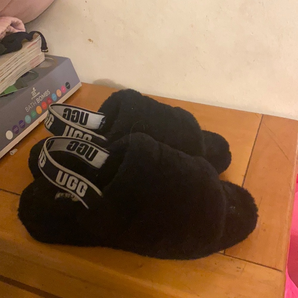 Ugg slides